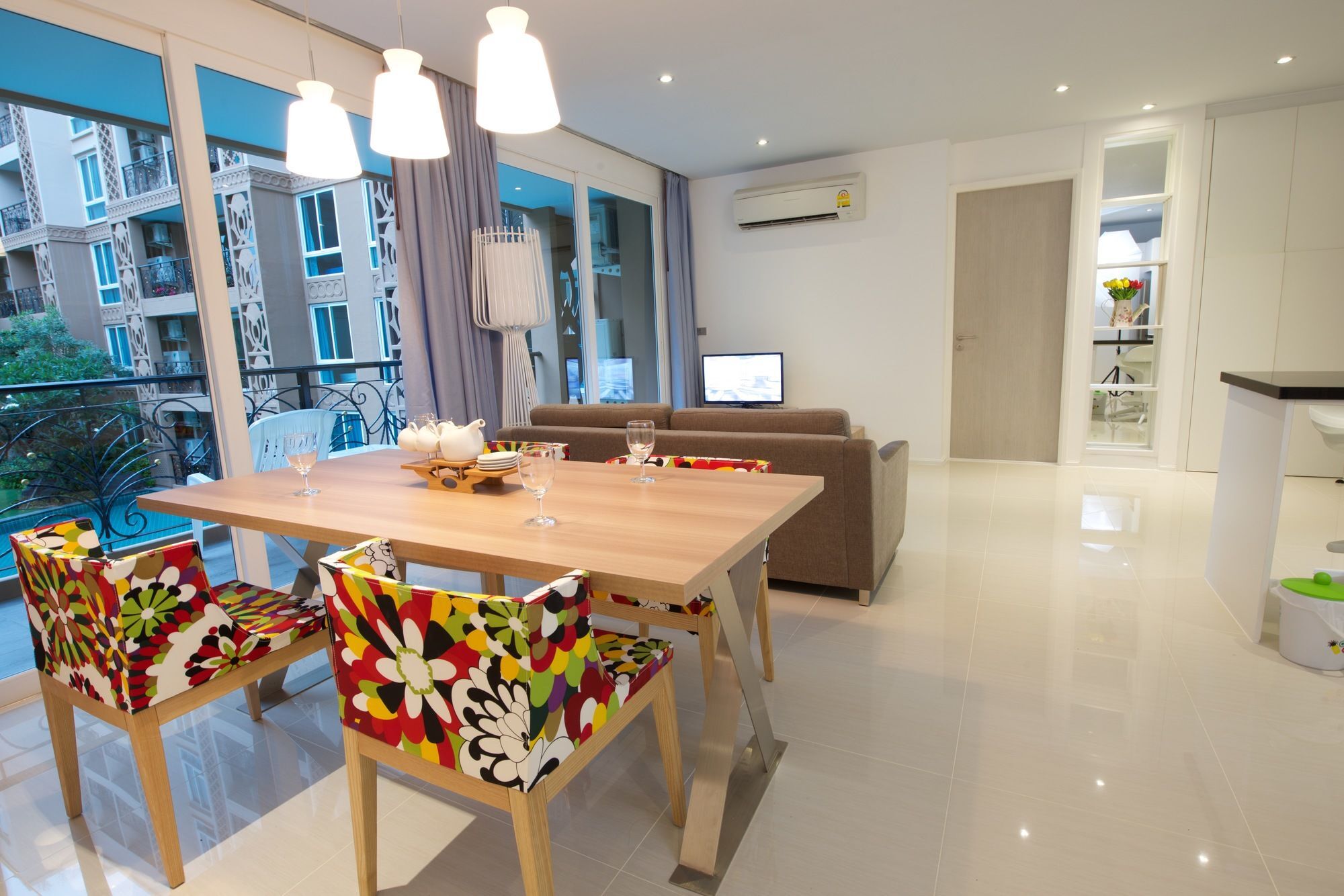 Atlantis Pattaya High Service Jomtien Beach Extérieur photo